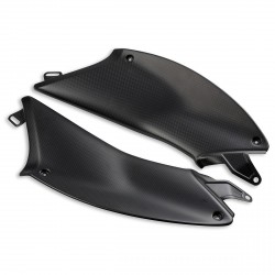 Side covers for Diavel carbon matte