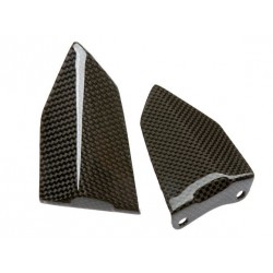 Front heel guards in carbon for Ducati 749/999.