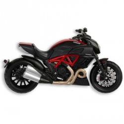  1: 18 Ducati Diavel oficial replica model